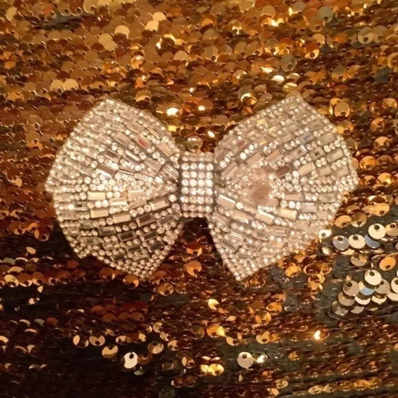 Snap On Bow~ SHIMMERY~Very Elegant. - Picture 1 of 4